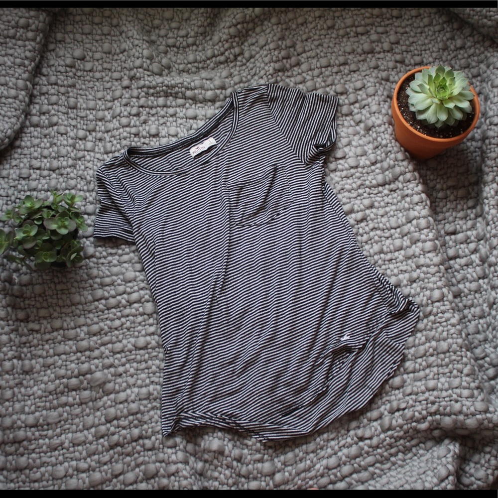 black and white striped short sleeves shirt